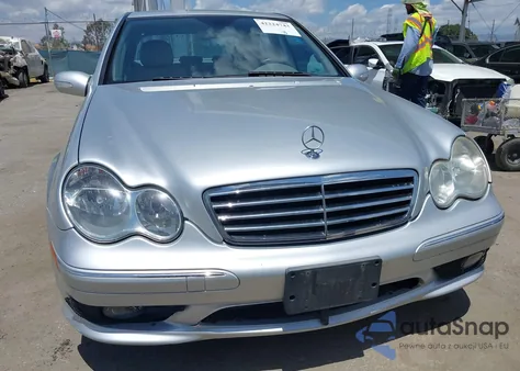 2007 Mercedes-Benz C 230 Sport from USA, damaged, VIN WDBRF52H17F841191